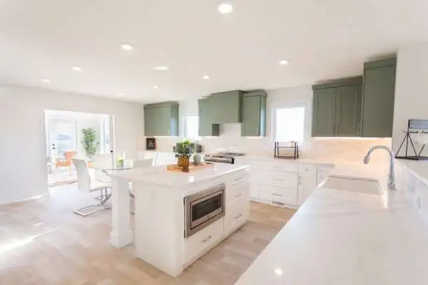 Alexander - Kitchen Islands