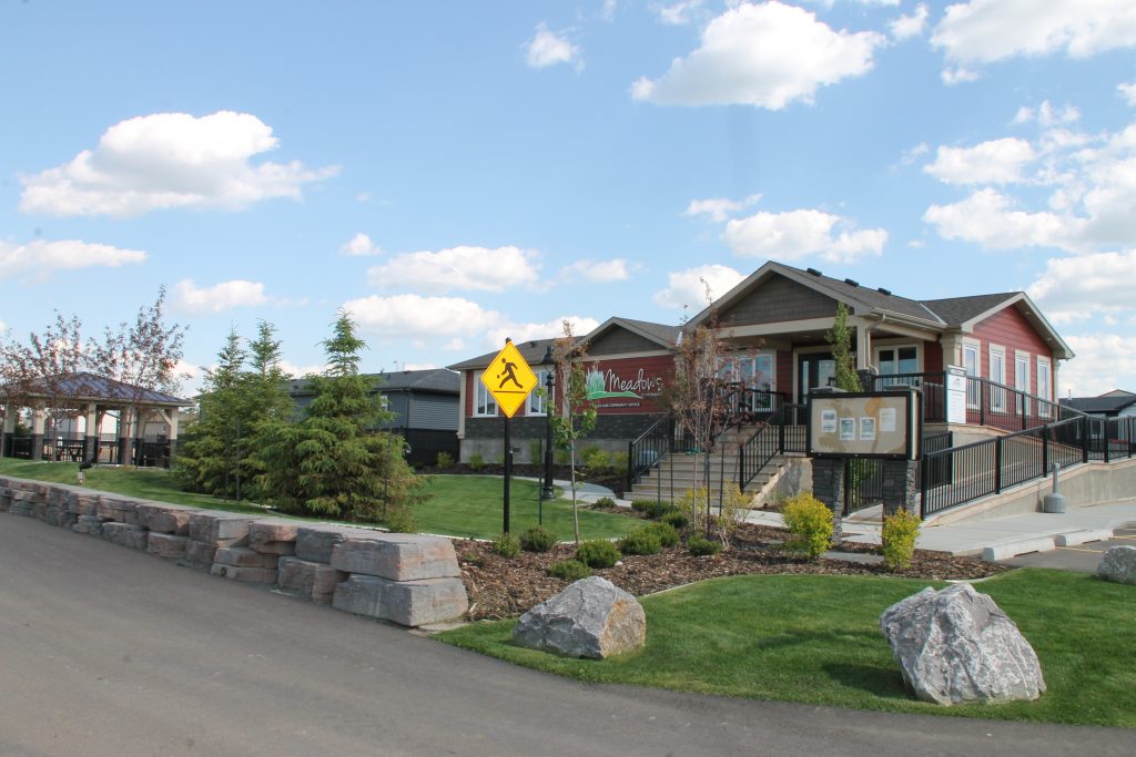 Custom Office Meadows of Morinville Jandel Homes