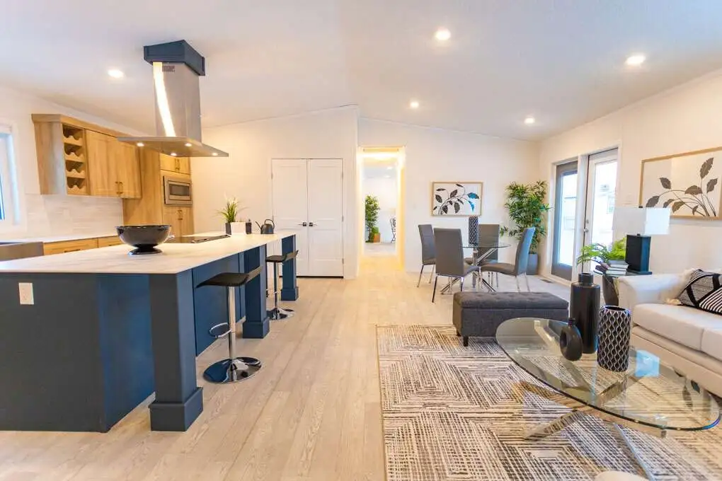 Kitchen & Living Room